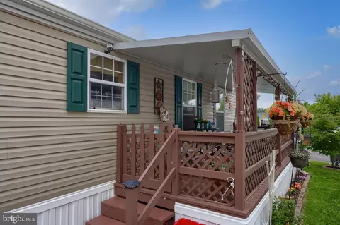 779 Nancy Ln, Lancaster, PA 17601