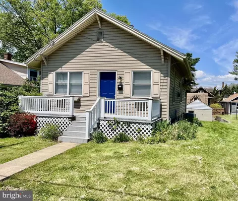 141 E Orange St, Elizabethtown, PA 17022
