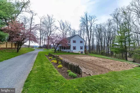 339 Churchtown Rd, Narvon, PA 17555
