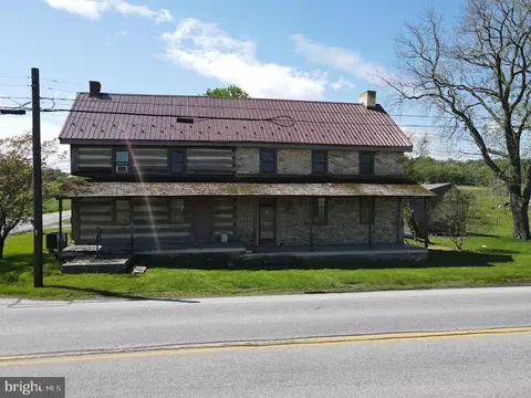 736 Strasburg Rd, Paradise, PA 17562