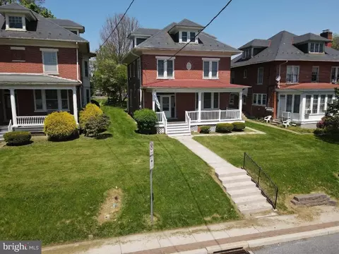 67 W Frederick St, Millersville, PA 17551