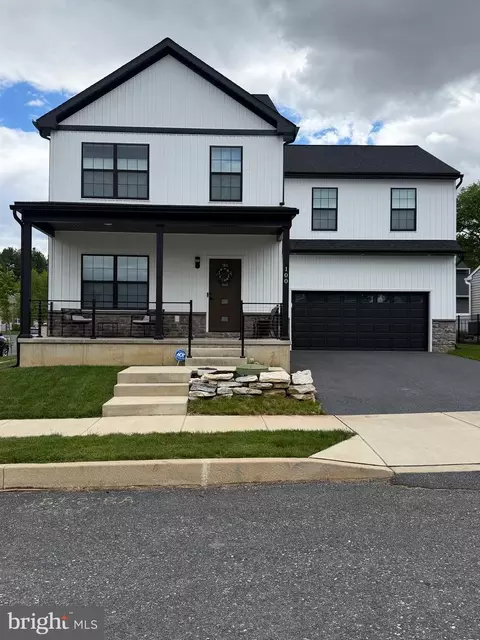 100 Meadows Bnd, Lititz, PA 17543