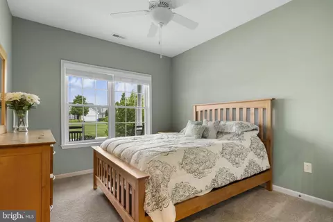 Bedroom - 1022 Glory Way, Lititz, PA 17543 photo 2 of 4