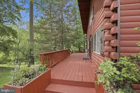 Exterior - 20 Star Lite Dr, Lititz, PA 17543 photo 4 of 21