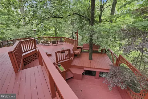 Exterior - 20 Star Lite Dr, Lititz, PA 17543 photo 7 of 21