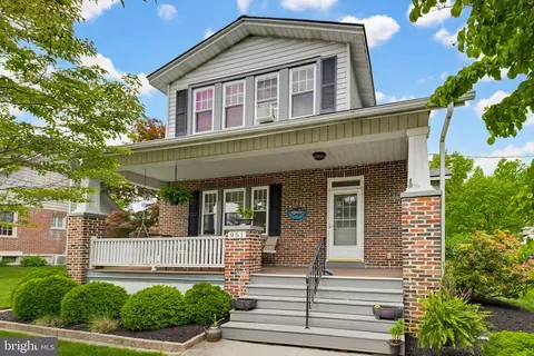 951 Locust St, Columbia, PA 17512