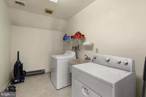 Other - 2 Arlin Cir, Lititz, PA 17543 photo 4 of 10