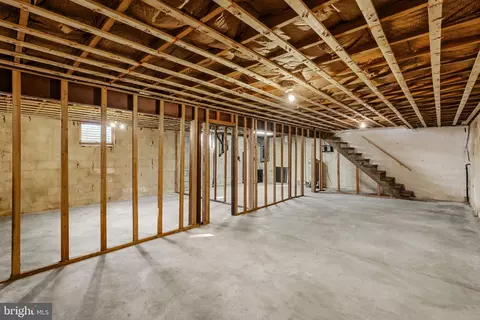 Other - 2 Arlin Cir, Lititz, PA 17543 photo 8 of 10