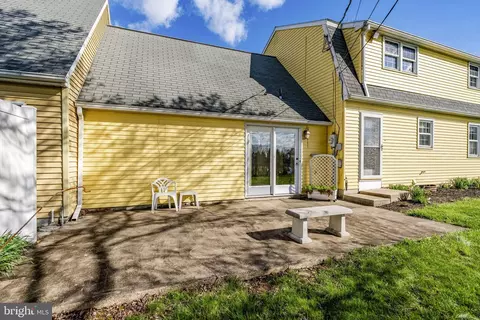 Other - 2 Arlin Cir, Lititz, PA 17543 photo 9 of 10