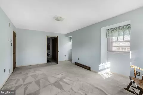 Bedroom - 2 Arlin Cir, Lititz, PA 17543 photo 3 of 7