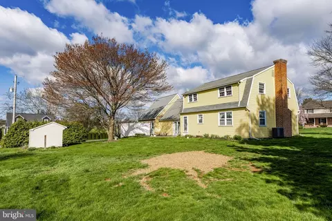 Exterior - 2 Arlin Cir, Lititz, PA 17543 photo 8 of 8