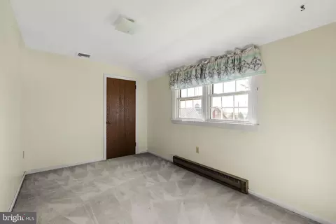 Bedroom - 2 Arlin Cir, Lititz, PA 17543 photo 6 of 7