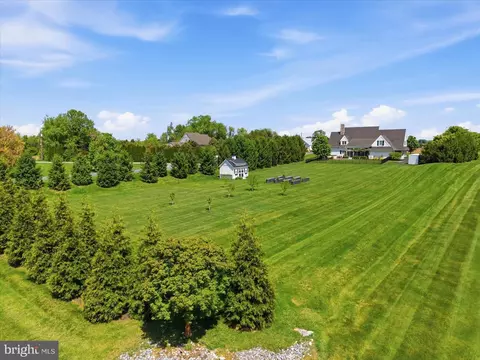 View/Area - 640 Snyder Rd, Lititz, PA 17543 photo 2 of 2