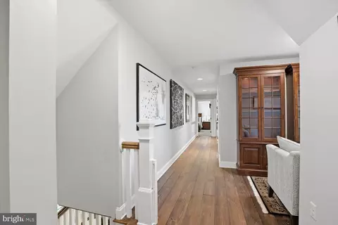 Entry Way - 640 Snyder Rd, Lititz, PA 17543 photo 4 of 8