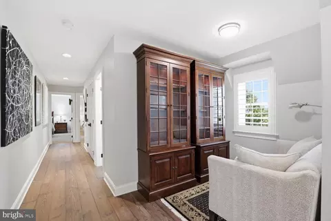 Entry Way - 640 Snyder Rd, Lititz, PA 17543 photo 6 of 8
