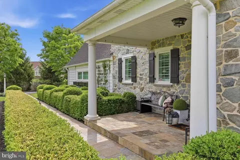 Exterior - 640 Snyder Rd, Lititz, PA 17543 photo 12 of 13