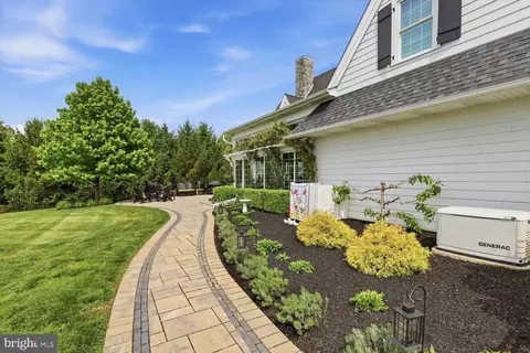 Exterior - 640 Snyder Rd, Lititz, PA 17543 photo 6 of 13
