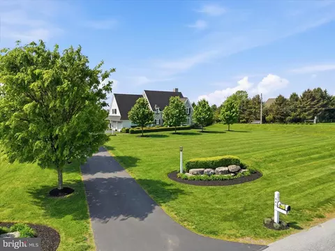 Other - 640 Snyder Rd, Lititz, PA 17543 photo 1 of 8