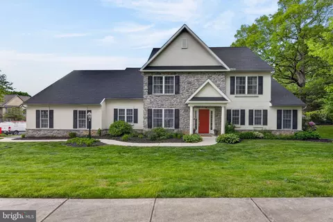 501 Bald Eagle Ct, Lancaster, PA 17601