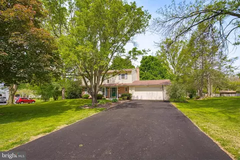 Other - 35 Pinewood Ave, Lititz, PA 17543 photo 4 of 5