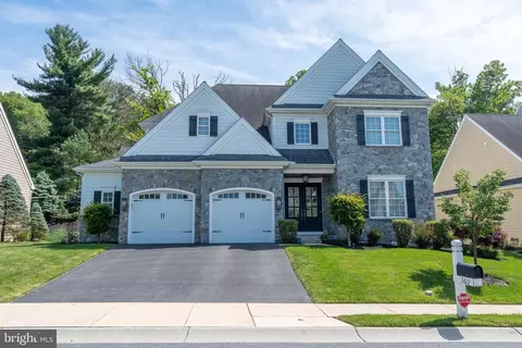 360 Addison Pl, Lancaster, PA 17601