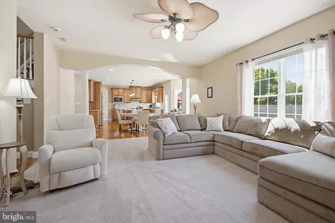 Living - 2705 Kreider Rd, Lititz, PA 17543 photo 2 of 2