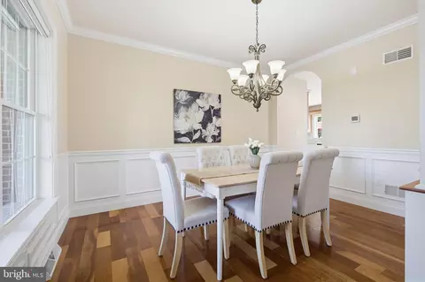 Dining - 2705 Kreider Rd, Lititz, PA 17543 photo 2 of 3