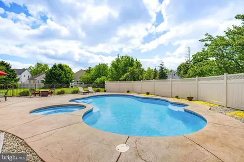 Exterior - 2705 Kreider Rd, Lititz, PA 17543 photo 6 of 8