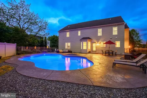 Exterior - 2705 Kreider Rd, Lititz, PA 17543 photo 3 of 8
