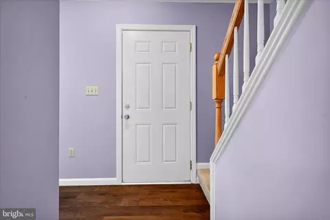 Entry Way - 433 Springfield Ct, Lititz, PA 17543 photo 1 of 1