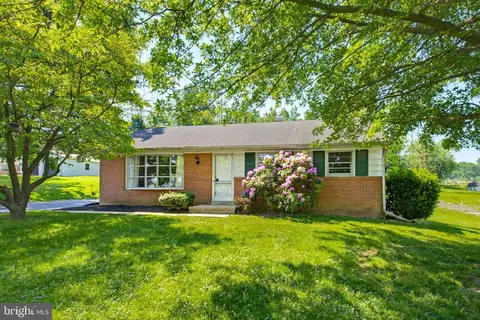 4066 Marietta Ave, Mount Joy, PA 17552