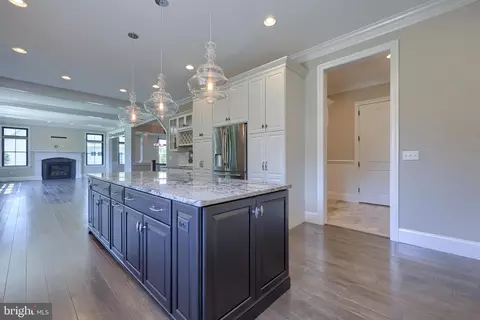 Entry Way - 428 Southampton Dr, Lititz, PA 17543 photo 7 of 12