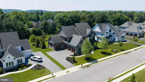 View/Area - 428 Southampton Dr, Lititz, PA 17543 photo 3 of 3