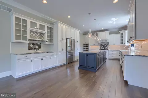 Kitchen - 428 Southampton Dr, Lititz, PA 17543 photo 1 of 5