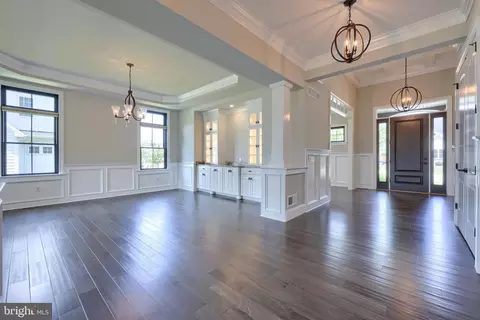 Entry Way - 428 Southampton Dr, Lititz, PA 17543 photo 4 of 12