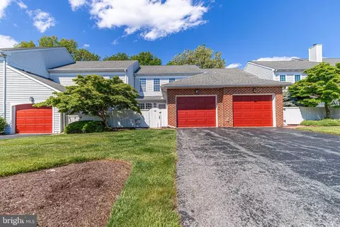 116 Spring Ridge Ct, Lancaster, PA 17601