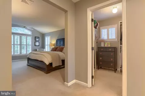 Entry Way - 1017 Sloan St, Lititz, PA 17543 photo 5 of 7
