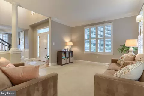 Entry Way - 1017 Sloan St, Lititz, PA 17543 photo 2 of 7