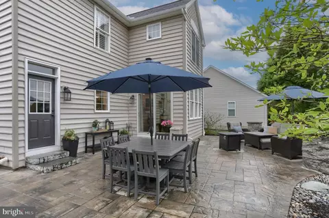Exterior - 1017 Sloan St, Lititz, PA 17543 photo 9 of 10