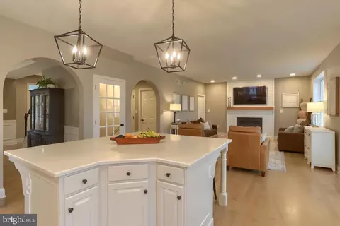 Kitchen - 1017 Sloan St, Lititz, PA 17543 photo 4 of 6