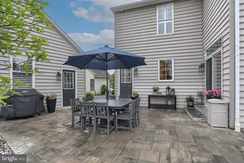 Exterior - 1017 Sloan St, Lititz, PA 17543 photo 10 of 10