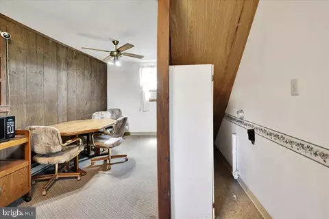 Entry Way - 1908 Washington Ave, Lititz, PA 17543 photo 3 of 3