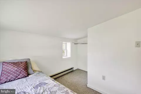 Bedroom - 1908 Washington Ave, Lititz, PA 17543 photo 4 of 4