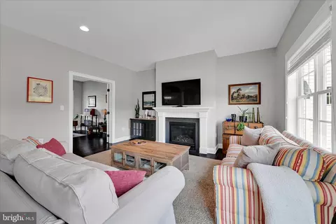 Living - 678 Integrity Dr, Lititz, PA 17543 photo 1 of 1