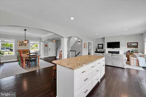Entry Way - 678 Integrity Dr, Lititz, PA 17543 photo 2 of 5