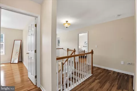 Entry Way - 533 Thornberry Ln, Lititz, PA 17543 photo 5 of 8