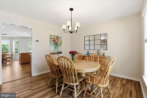 Dining - 533 Thornberry Ln, Lititz, PA 17543 photo 1 of 4