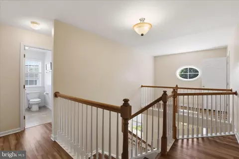 Entry Way - 533 Thornberry Ln, Lititz, PA 17543 photo 8 of 8
