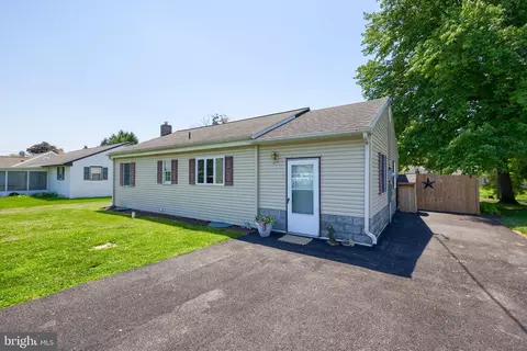 21 Sager Rd, Elizabethtown, PA 17022