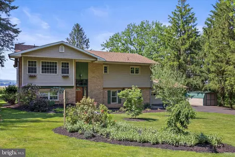 25 Koser Rd, Elizabethtown, PA 17022
